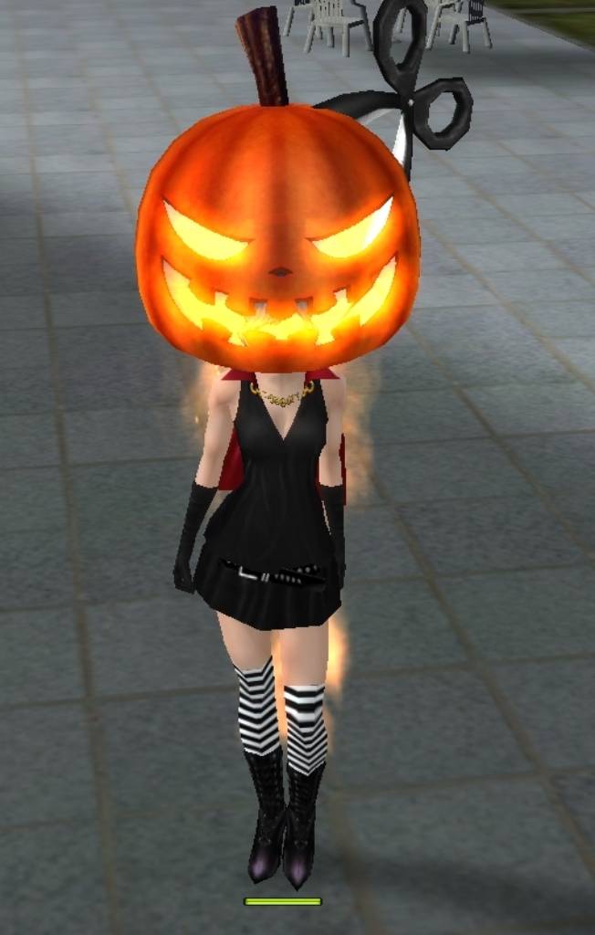 一張含有 足部穿著, 萬聖節, 南瓜, 卡通 的圖片AI 產生的內容可能不正確。